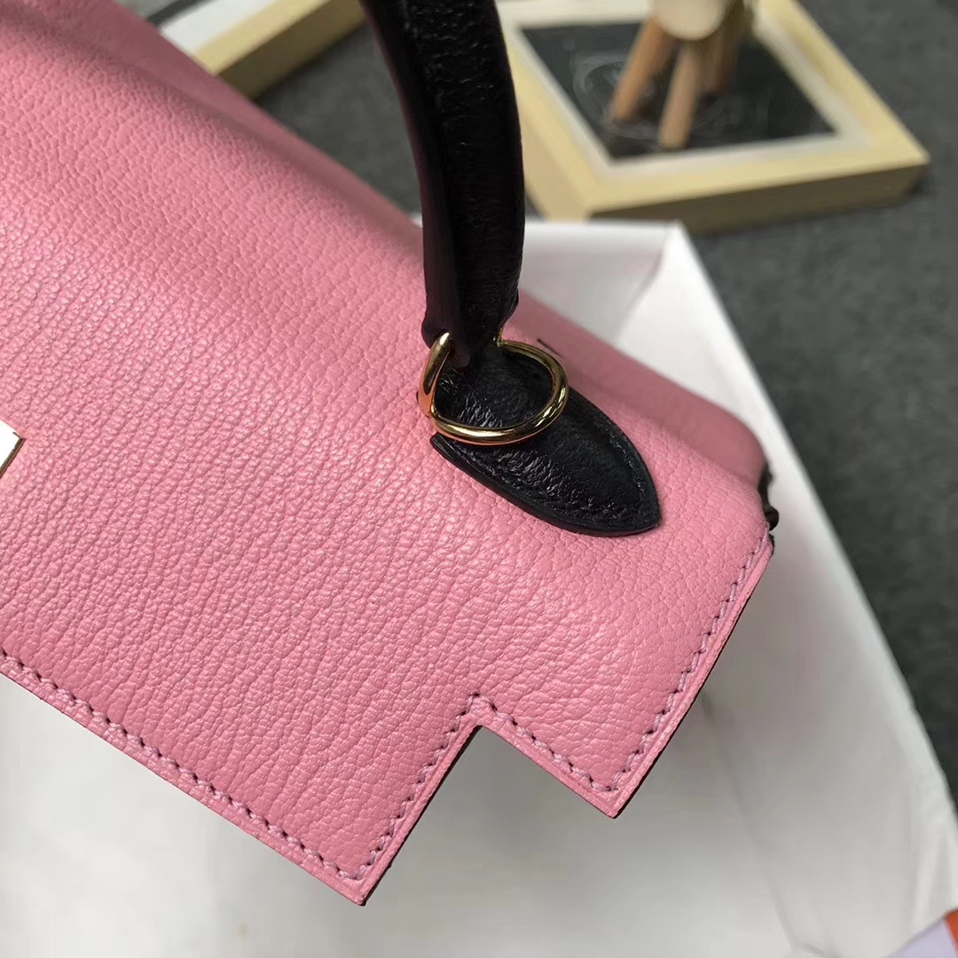 Hermès（爱马仕）1Q奶昔粉拼CK89 黑色 原厂御用顶级山羊皮 Kelly 25 内缝 金扣