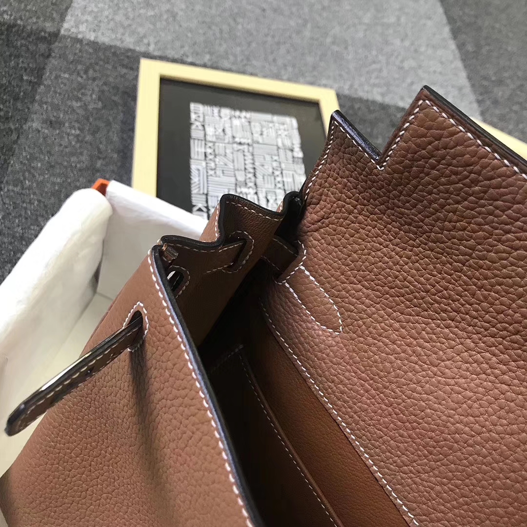 Hermès（爱马仕）金棕色 原厂御用顶级TC 皮 Kelly  ado 20 银扣