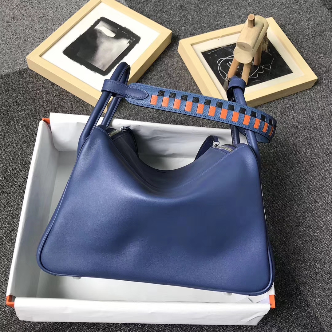 Hermès（爱马仕）R2 玛瑙蓝 编织肩带 原厂御用顶级Swift 皮 Lindy 30 银扣