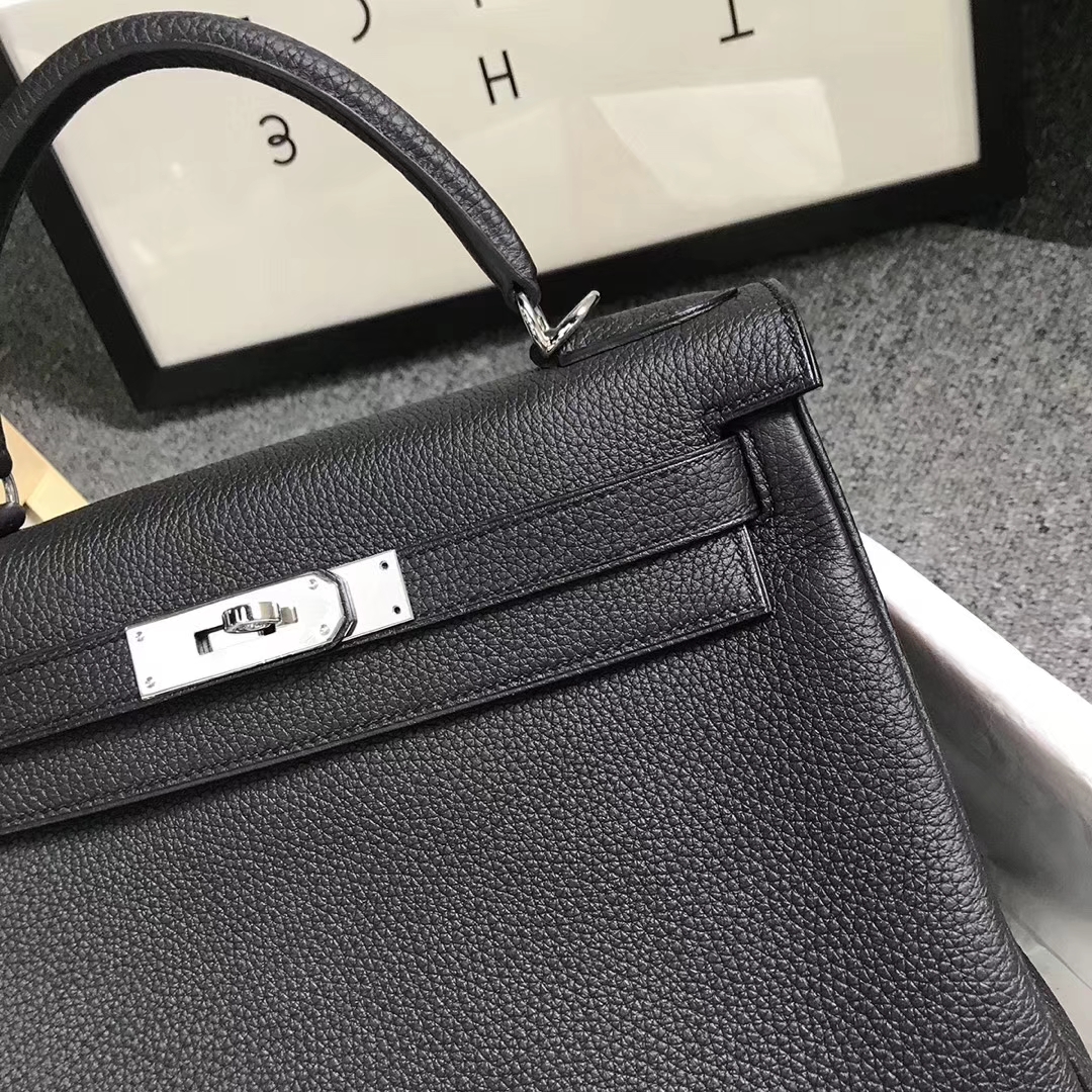 Hermès（爱马仕）CK89 黑色 原厂御用顶级小牛皮 Kelly 28 银扣 现货