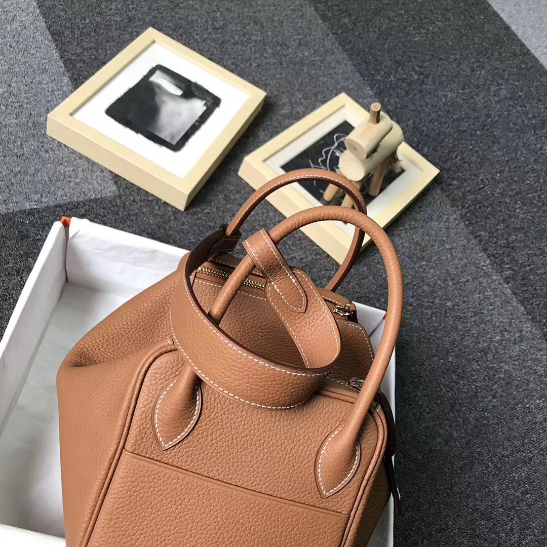 Hermès（爱马仕）金棕色 原厂御用顶级TC 皮 Lindy 30 金扣 银扣 现货