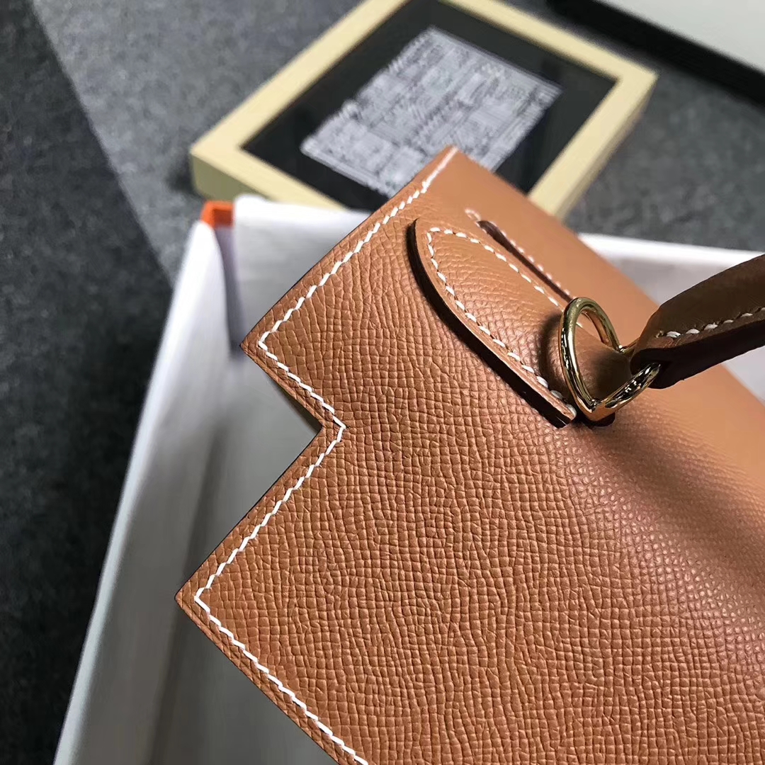 Hermès（爱马仕）金棕色 原厂御用顶级Epsom 皮 Kelly 28 外缝 现货