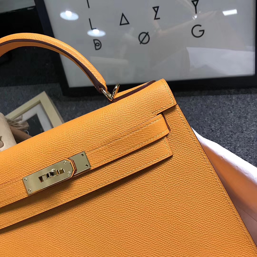 Hermès（爱马仕）9V太阳金黄 原厂御用顶级Epsom 皮 Kelly 28 外缝 金扣