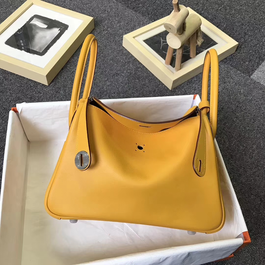 Hermès（爱马仕）9D琥珀黄 原厂御用顶级Swift 皮 Lindy 26 银扣 红色 白色 Epsom 皮斜编织肩带