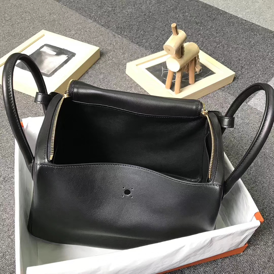 Hermès（爱马仕）CK89 黑色 原厂御用顶级Swift 皮 Lindy 30 金扣 黑色 白色 Epsom 皮编织肩带