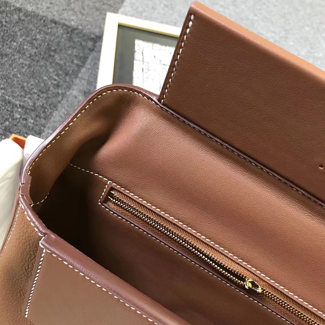 Hermès（爱马仕）C37浅咖啡 原厂御用顶级小牛皮 2424 金扣
