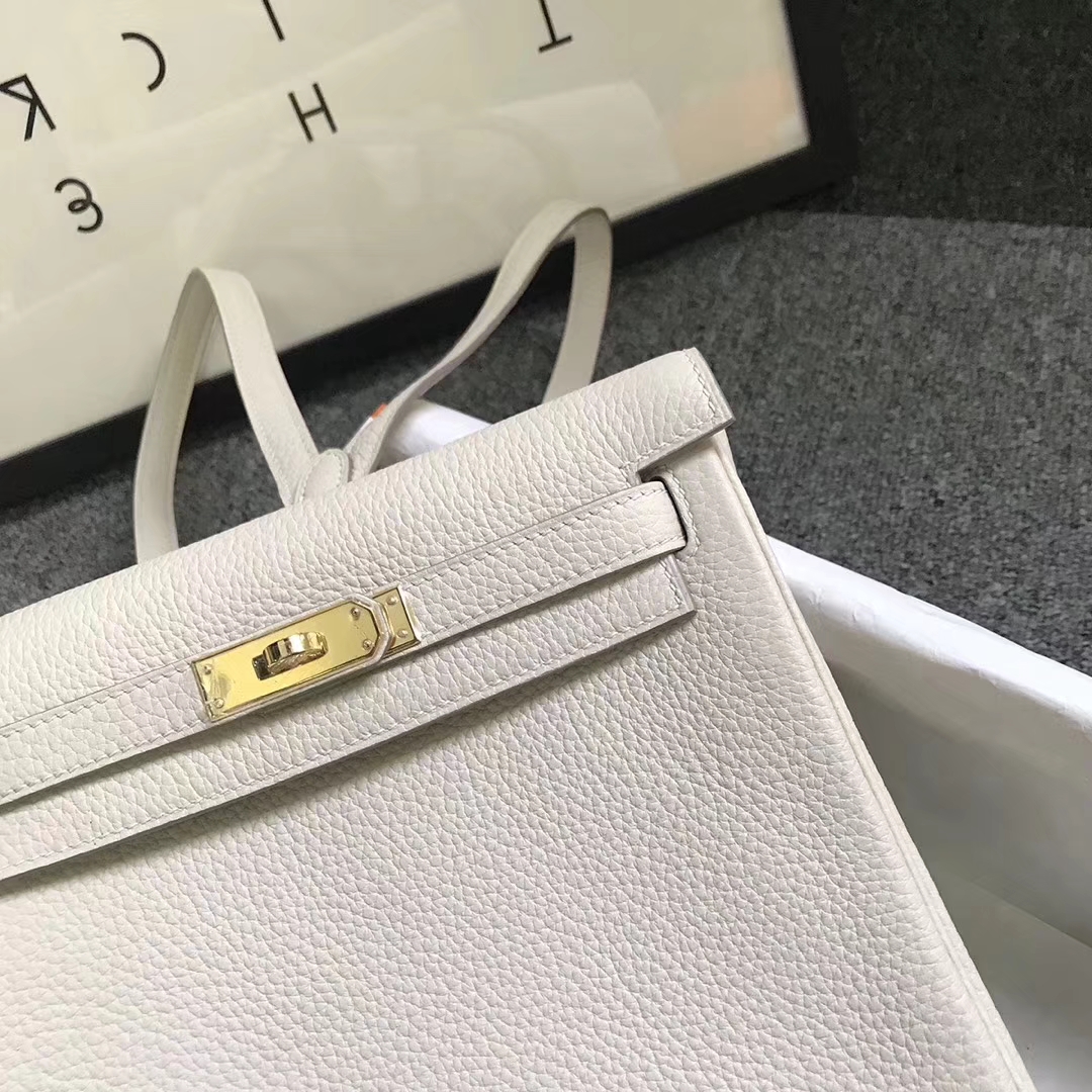 Hermès（爱马仕）奶昔白 原厂御用顶级TC 皮 Kelly  ado 20 金扣