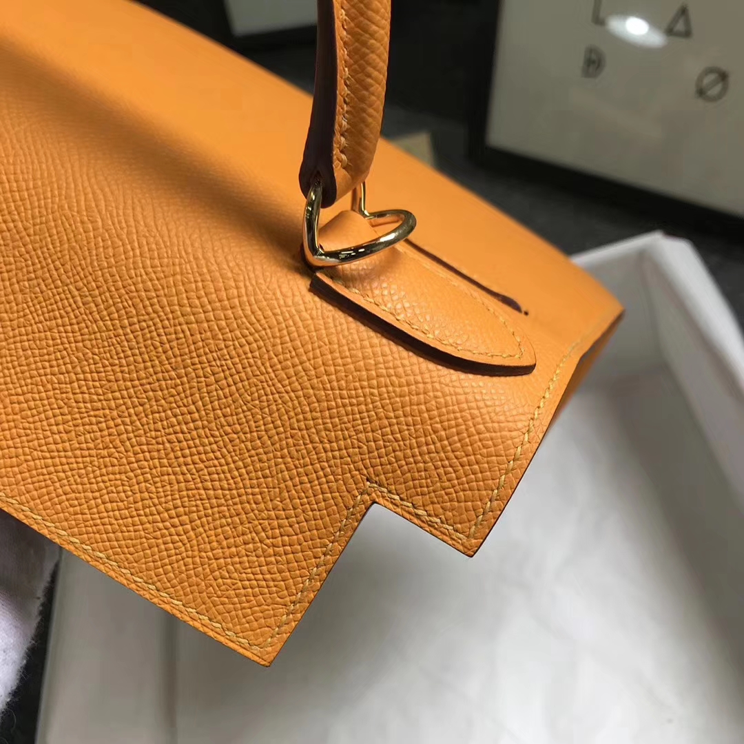 Hermès（爱马仕）9V太阳金黄 原厂御用顶级Epsom 皮 Kelly 28 外缝 金扣