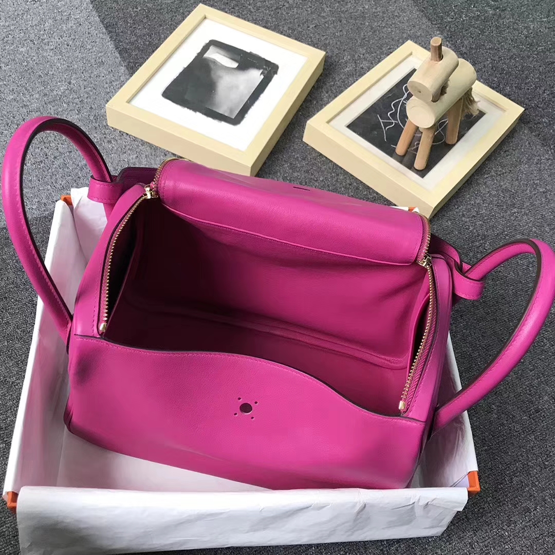 Hermès（爱马仕）玉兰粉 原厂御用顶级Swift 皮 Lindy 30 黑色 白色 Epsom 皮编织肩带 金扣
