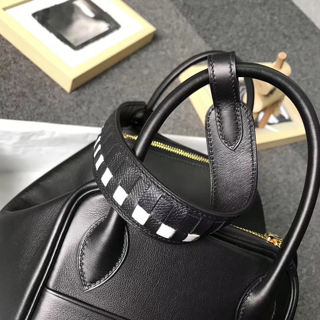 Hermès（爱马仕）CK89 黑色 原厂御用顶级Swift 皮 Lindy 30 金扣 黑色 白色 Epsom 皮编织肩带
