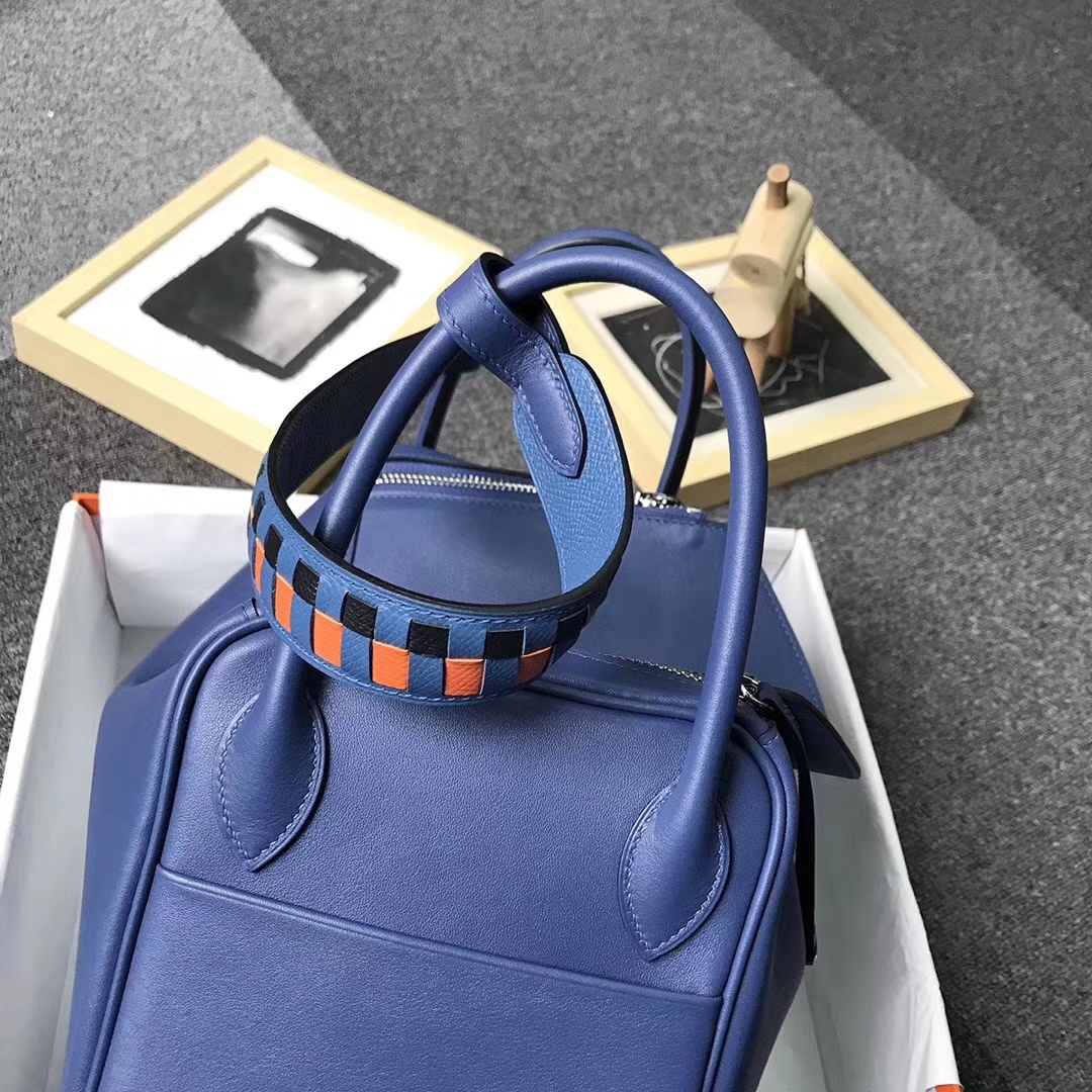 Hermès（爱马仕）R2 玛瑙蓝 编织肩带 原厂御用顶级Swift 皮 Lindy 30 银扣