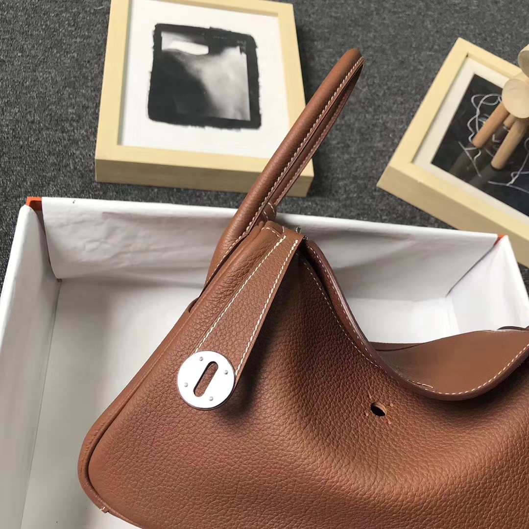 Hermès（爱马仕）金棕色 原厂御用顶级TC 皮 Lindy 26 金扣 银扣 现货