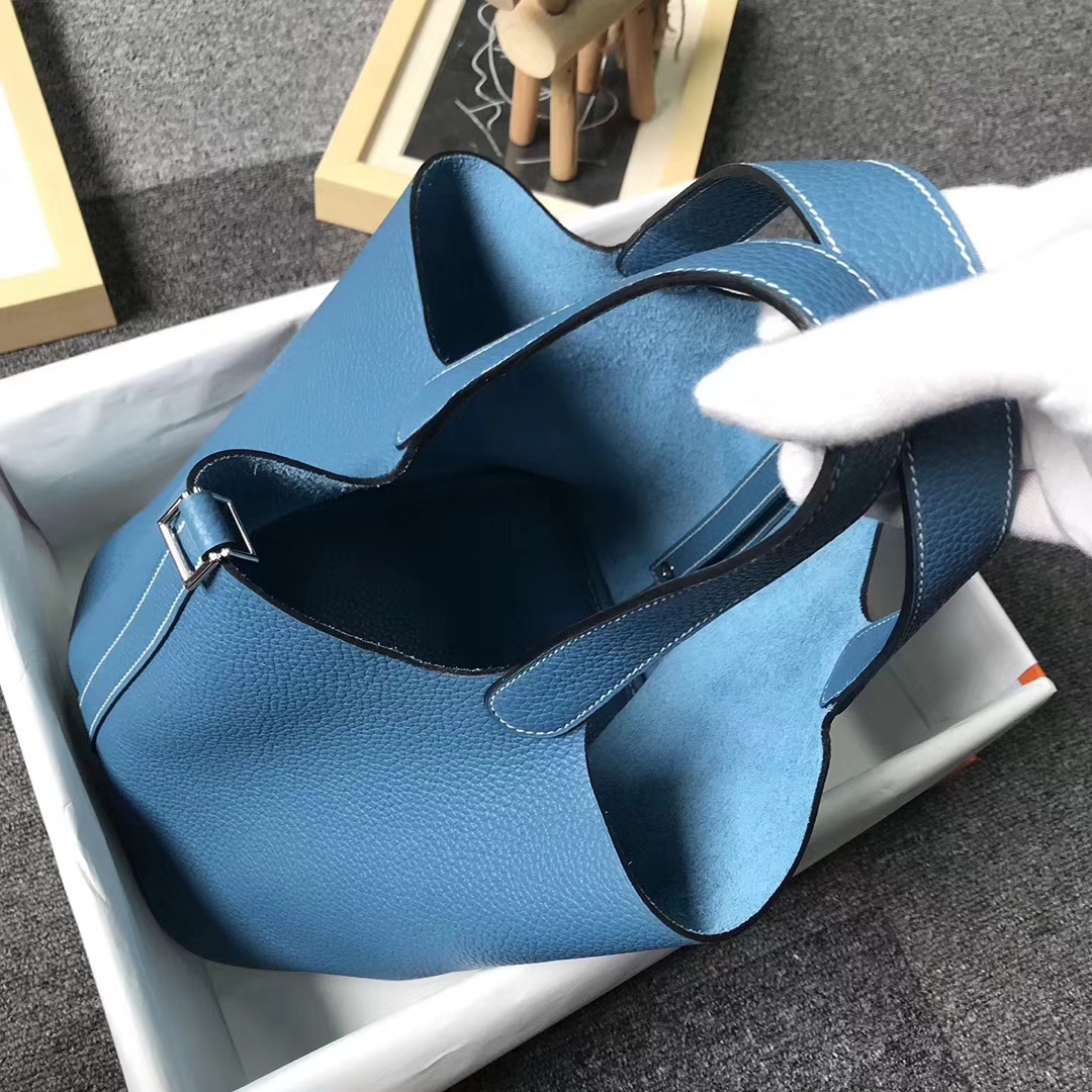 Hermès（爱马仕）牛仔蓝 原厂御用顶级TC 皮 Picotin  Lock 22 cm 银扣 现货