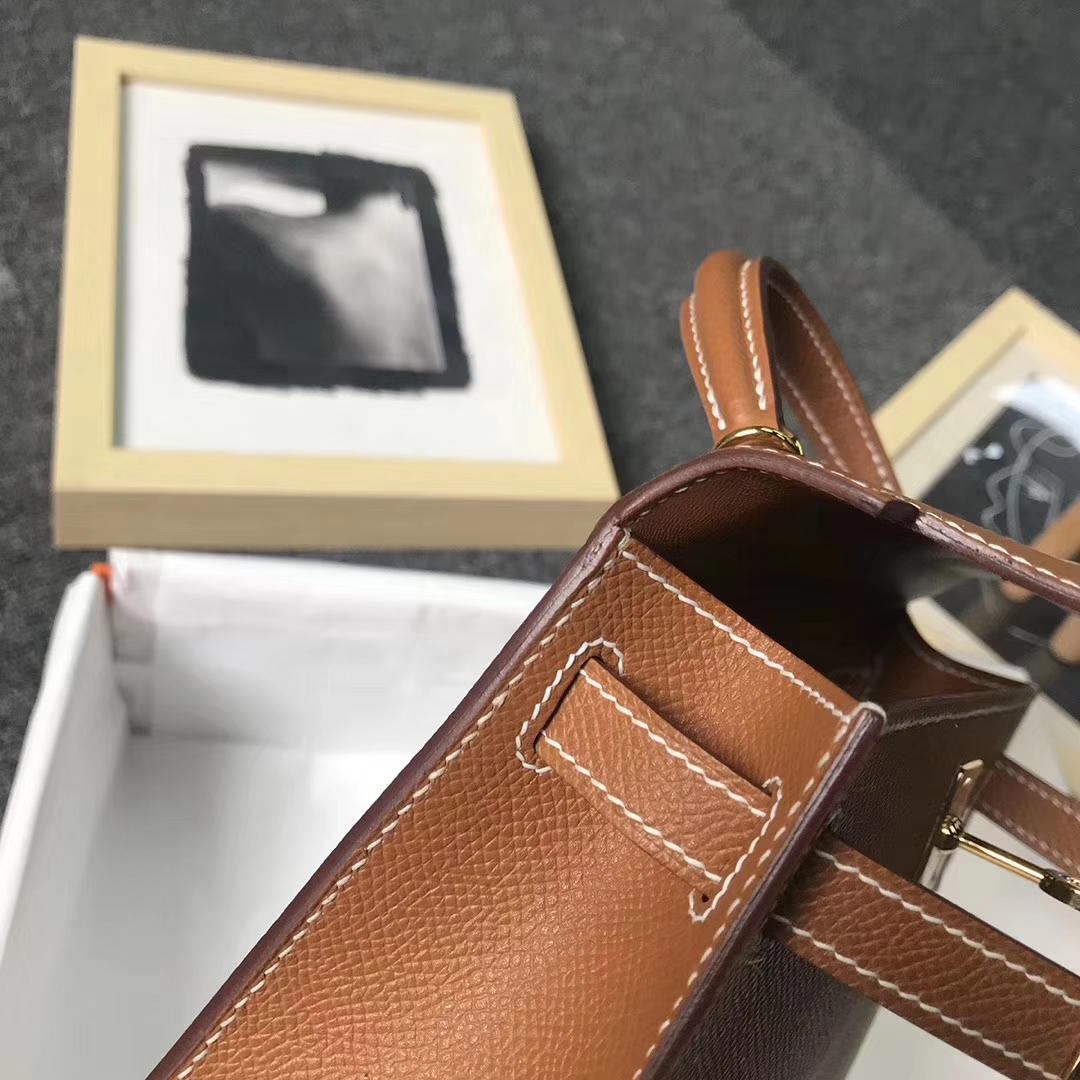 Hermès（爱马仕）C37浅咖啡 原厂御用顶级Epsom 皮 Mini Kelly 二代 金扣 现货