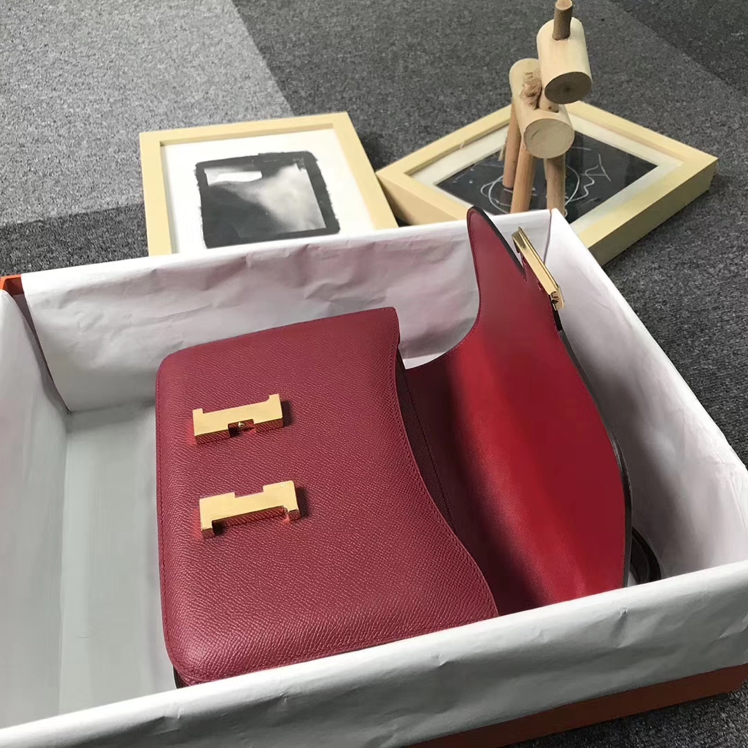 Hermès（爱马仕）K1 石榴红 原厂御用顶级Epsom 皮 Constance 24 金扣