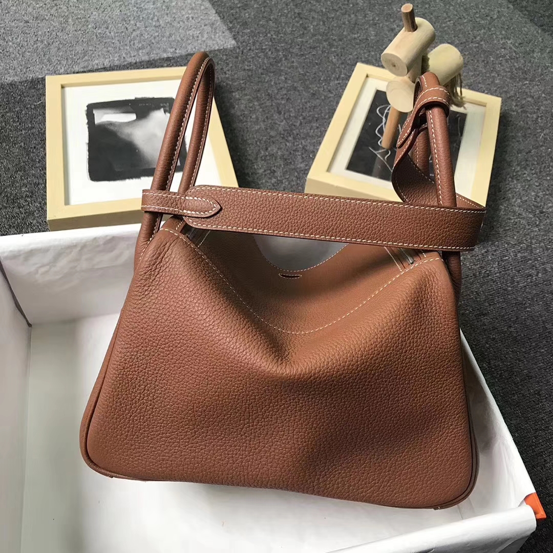 Hermès（爱马仕）金棕色 原厂御用顶级TC 皮 Lindy 26 金扣 银扣 现货