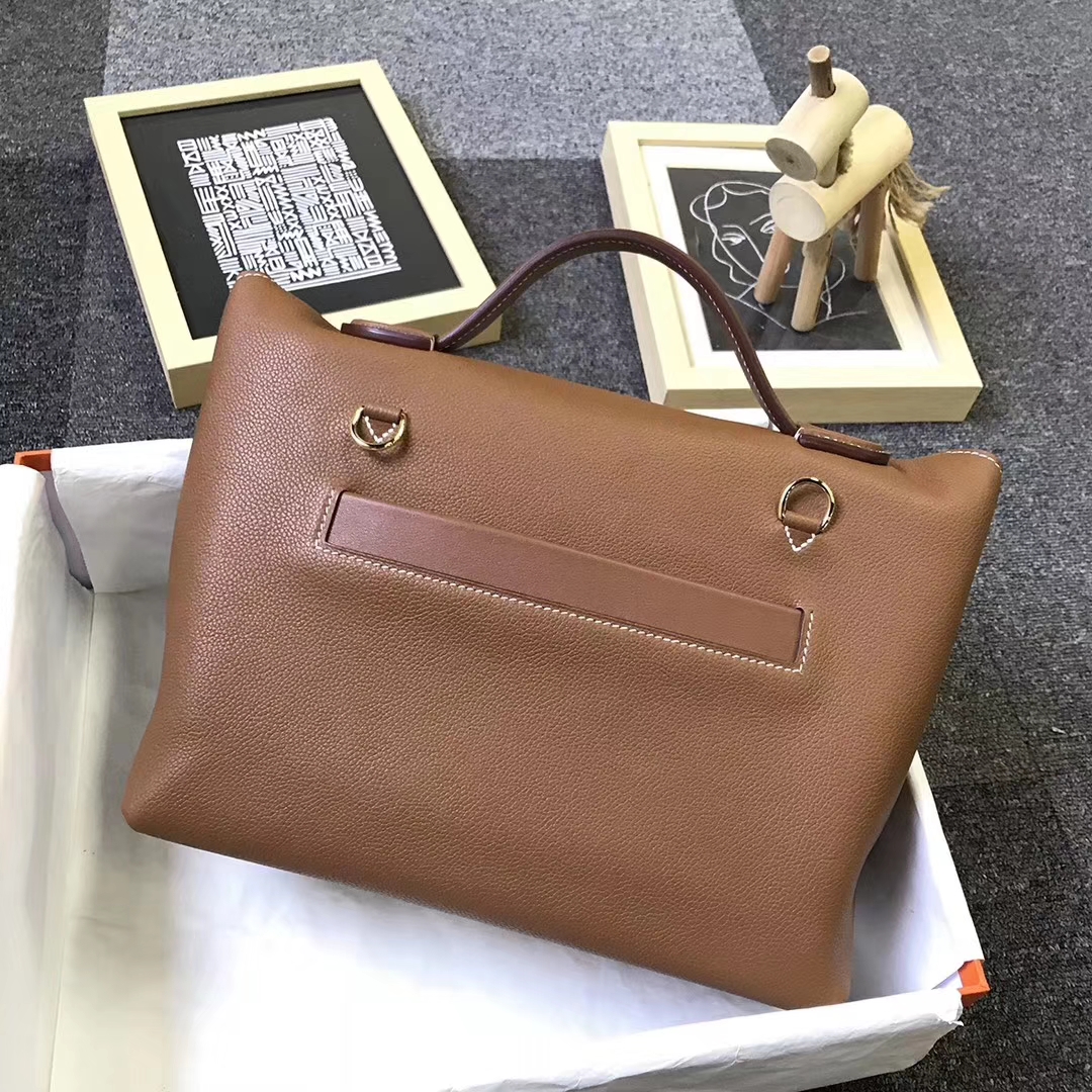 Hermès（爱马仕）C37浅咖啡 原厂御用顶级小牛皮 2424 金扣