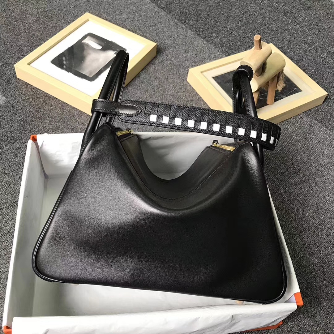 Hermès（爱马仕）CK89 黑色 原厂御用顶级Swift 皮 Lindy 30 金扣 黑色 白色 Epsom 皮编织肩带
