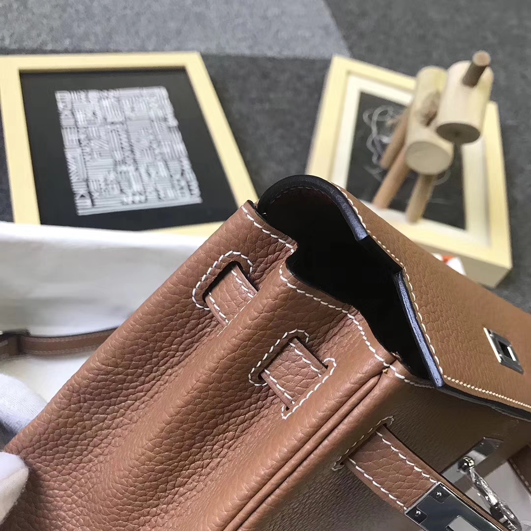 Hermès（爱马仕）金棕色 原厂御用顶级TC 皮 Kelly  ado 20 银扣