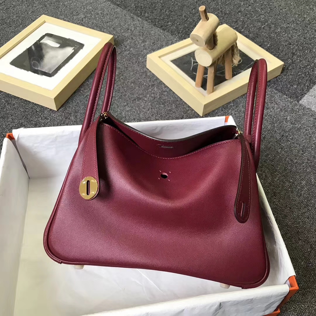 Hermès（爱马仕）B5 宝石红 原厂御用顶级Swift 皮 Lindy 26 金扣