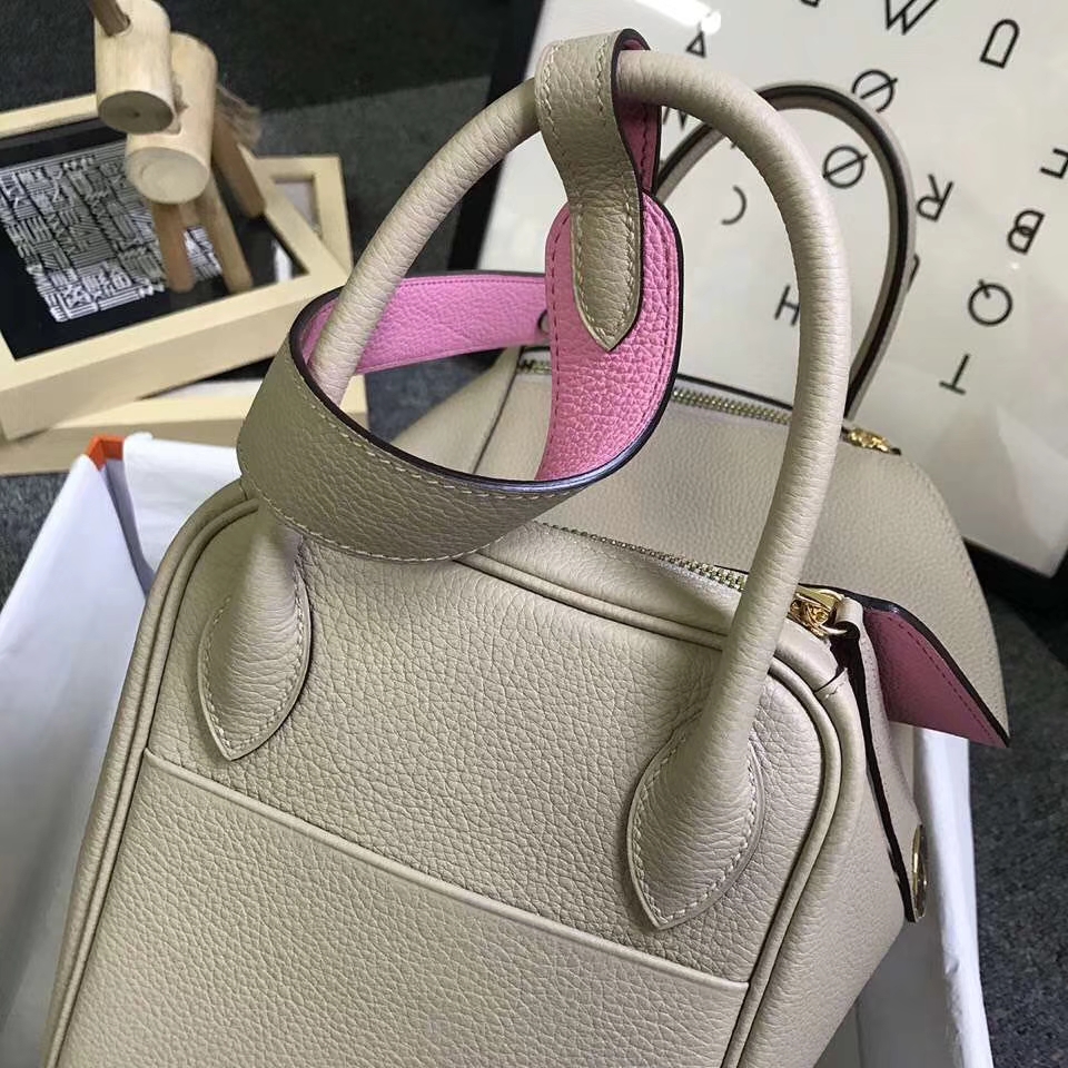 Hermès（爱马仕）S2 风衣灰拼5P樱花粉 原厂御用顶级小牛皮 Lindy 30 金扣