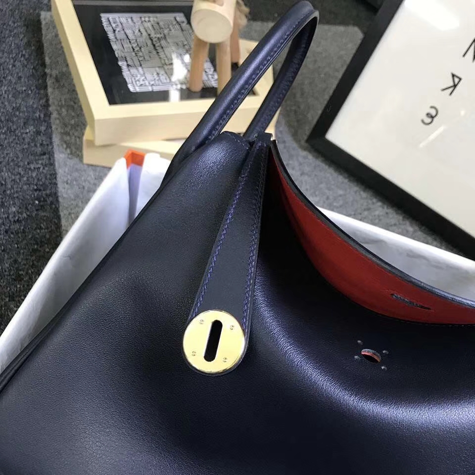 Hermès（爱马仕）午夜蓝拼罂粟橘色 原厂御用顶级Swift 皮 Lindy 30 金扣