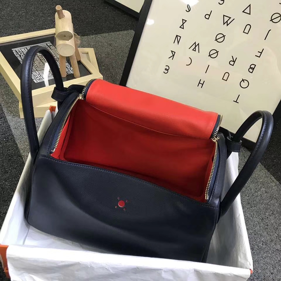 Hermès（爱马仕）午夜蓝拼罂粟橘色 原厂御用顶级Swift 皮 Lindy 30 金扣