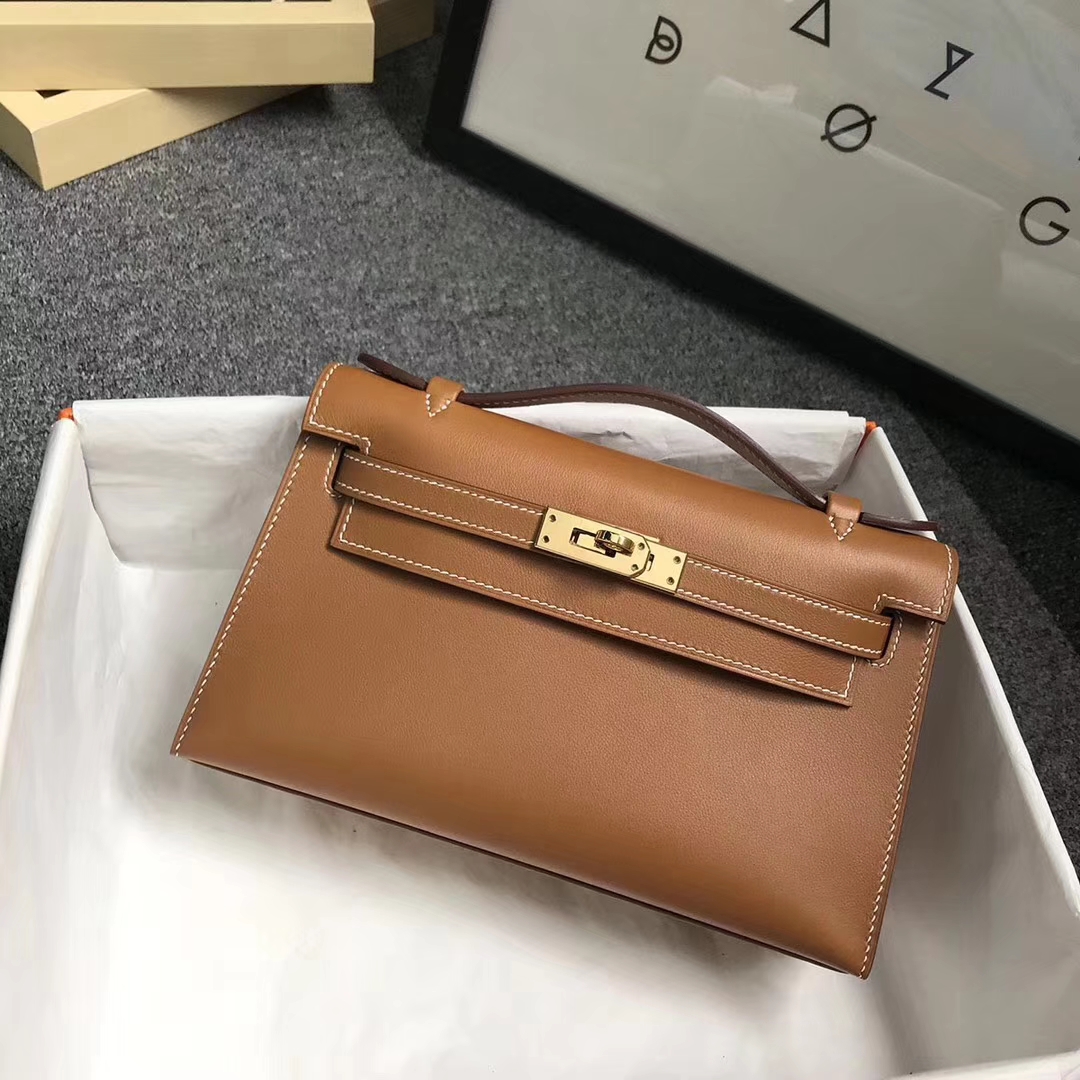 Hermès（爱马仕）金棕色 原厂御用顶级Swift 皮 Mini Kelly 金扣 现货