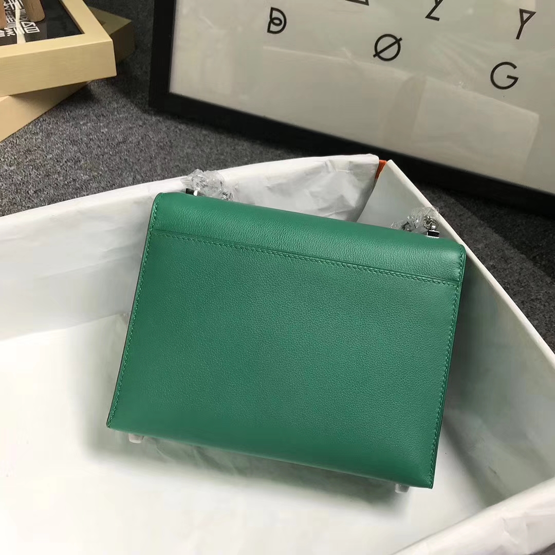 Hermès（爱马仕）U4 丝绒绿 原厂御用顶级Swift 皮  Verrou 插销包