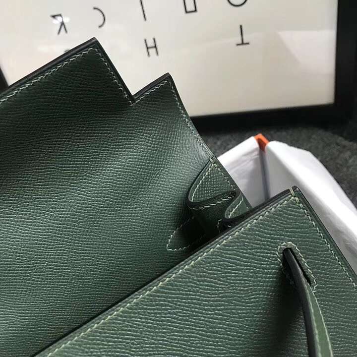 Hermès（爱马仕）2Q英国绿 原厂御用顶级Epsom 皮 Kelly 28 外缝 金扣