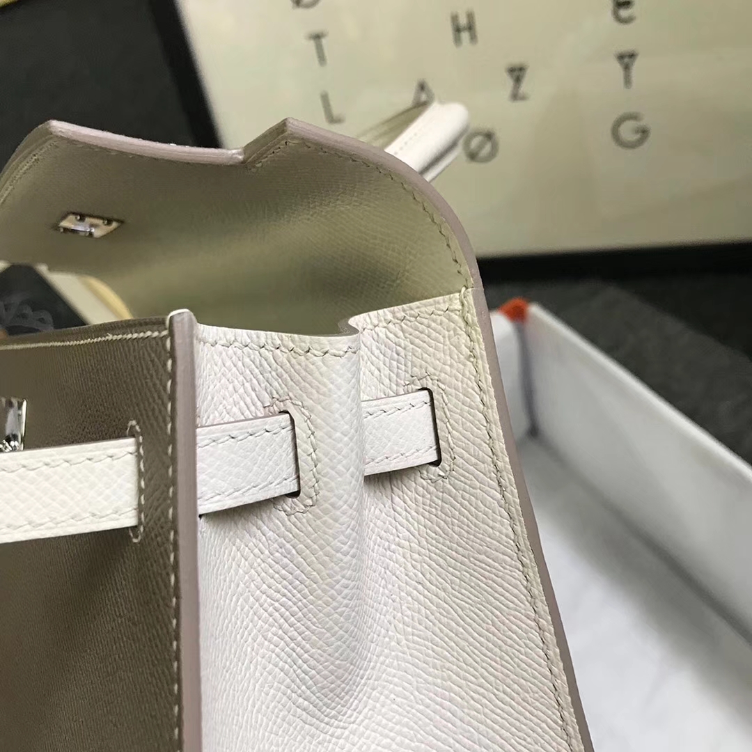 Hermès（爱马仕）CK18大象灰拼奶昔白 原厂御用顶级Epsom 皮 Kelly 25 外缝 银扣