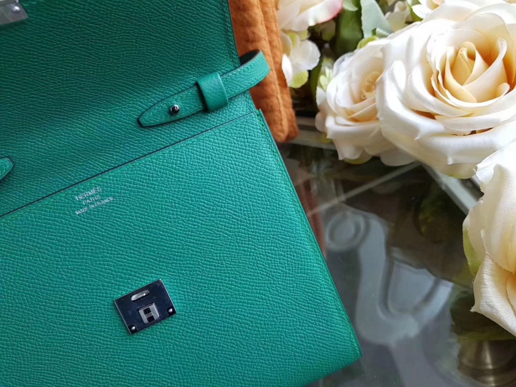 Hermès（爱马仕）Clic epsom 16Cm 单肩斜挎包 ROSE AZALLE U4丝绒绿 现货