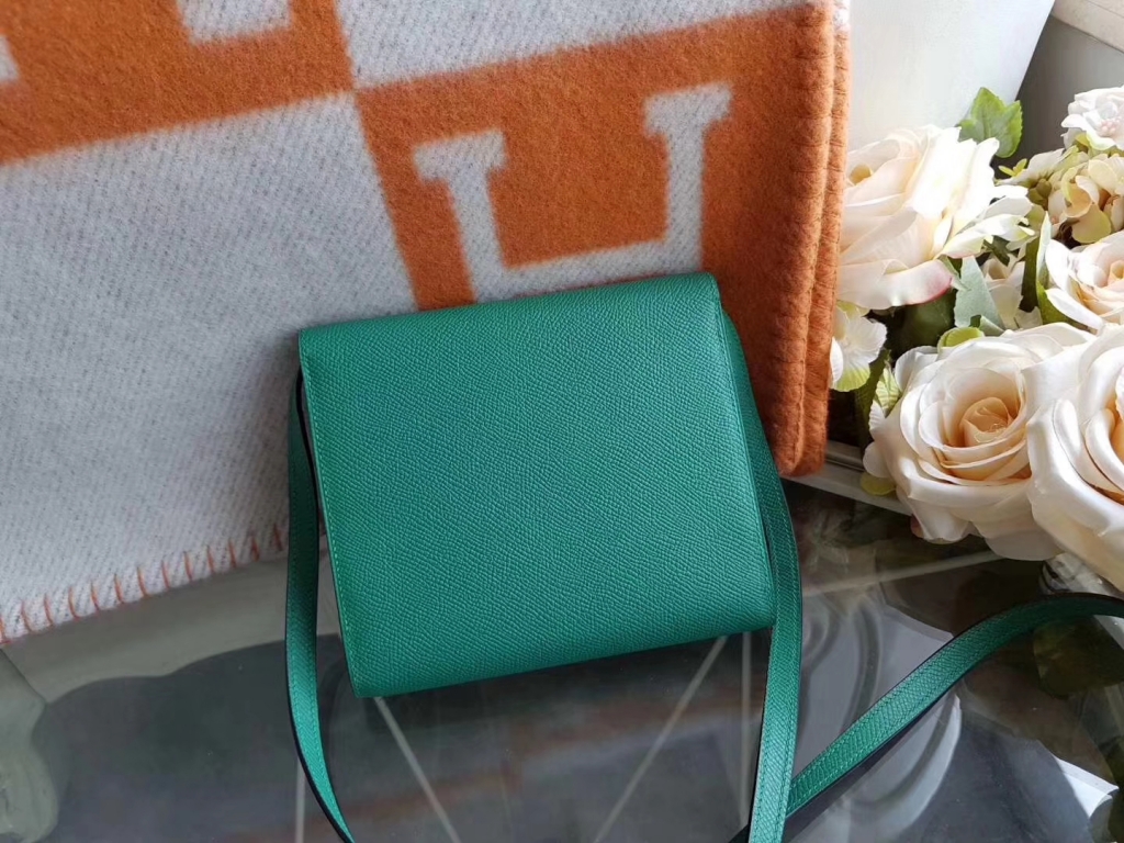 Hermès（爱马仕）Clic epsom 16Cm 单肩斜挎包 ROSE AZALLE U4丝绒绿 现货