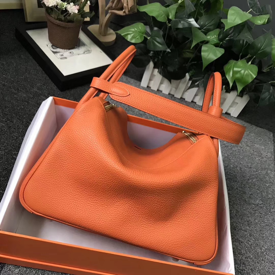 Hermès（爱马仕）橙色 原厂御用顶级TC 皮 Lindy 30 金扣