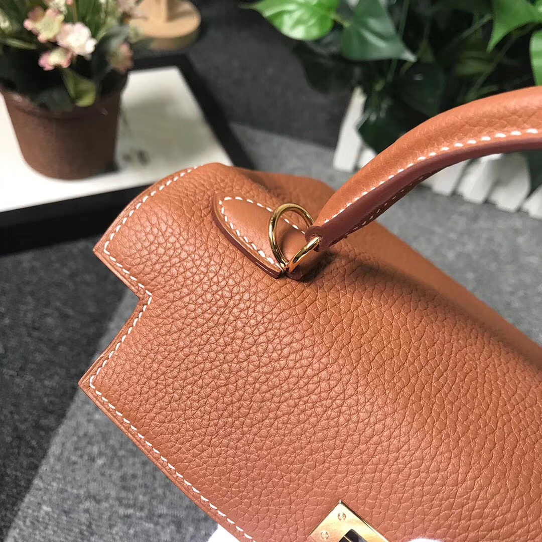 Hermès（爱马仕）金棕色 原厂御用顶级小牛皮 Kelly 25 金扣 现货