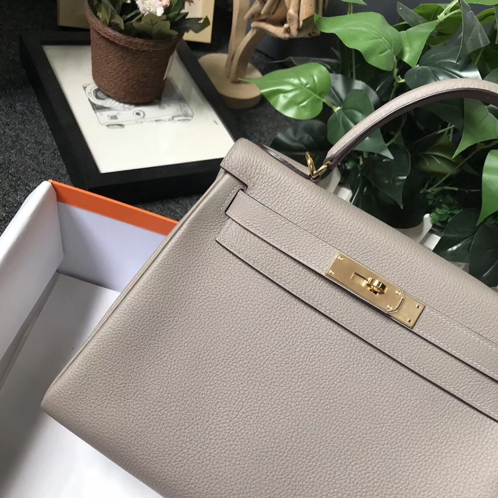 Hermès（爱马仕）M8 沥青灰 原厂御用顶级小牛皮 Kelly 28 金扣