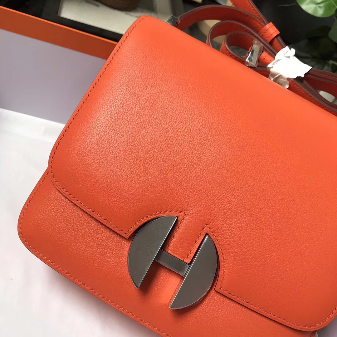 Hermès（爱马仕）93 经典橙色 原厂御用顶级Ever Color皮 2002-20 现货