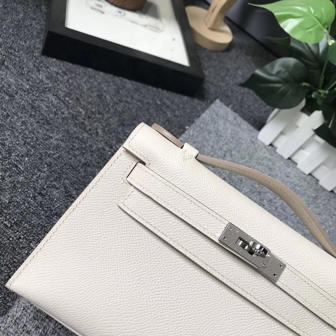 Hermès（爱马仕）奶昔白 原厂御用顶级Epsom 皮 Mini Kelly 银扣 现货
