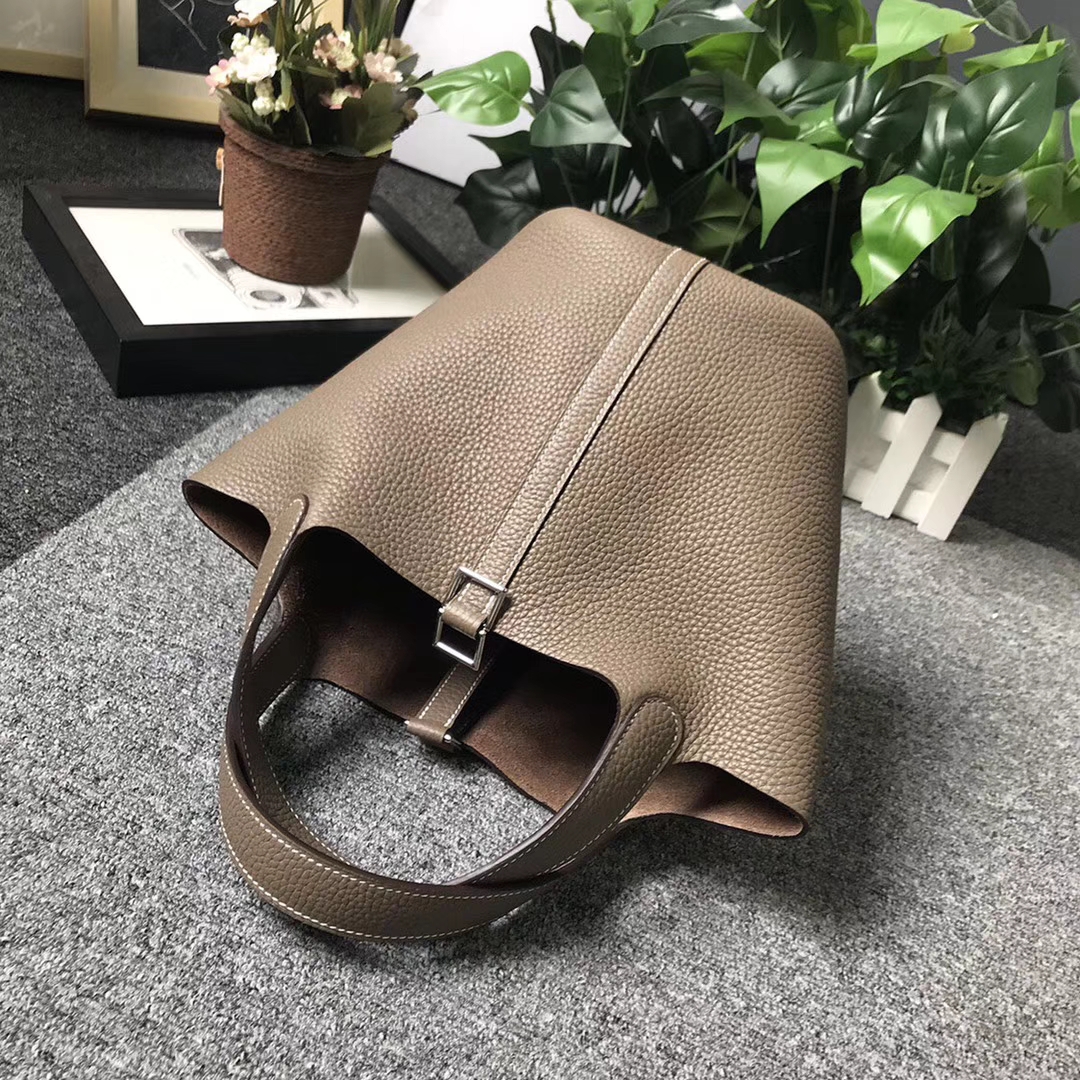 Hermès（爱马仕）CK18 大象灰 原厂御用顶级TC 皮 Picotin  Lock 18cm 金扣 现货