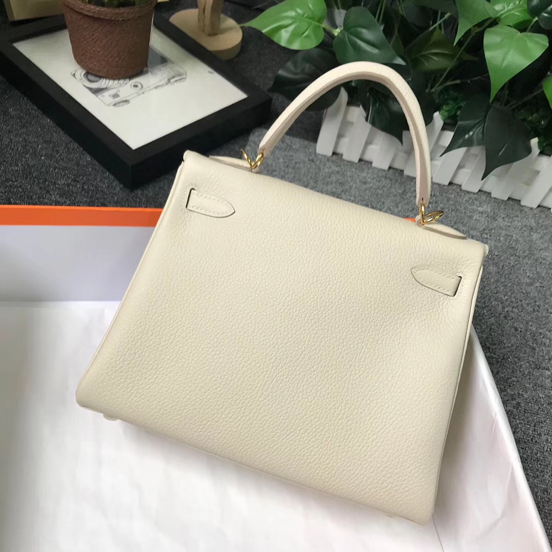 Hermès（爱马仕）奶昔白 原厂御用顶级小牛皮 Kelly 25 金扣 现货