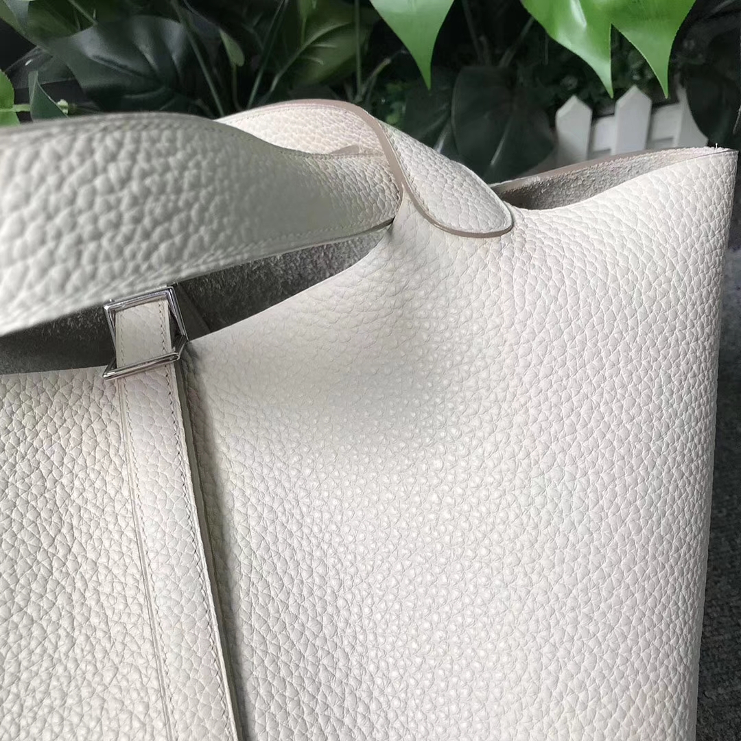 Hermès（爱马仕）Picotin Lock 奶昔白 原厂御用顶级TC 皮 银扣 22cm 现货