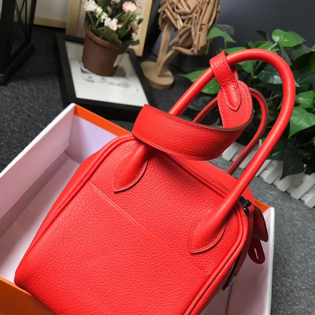 Hermès（爱马仕）罂粟橘色 原厂御用顶级小牛皮 Lindy 26 银扣