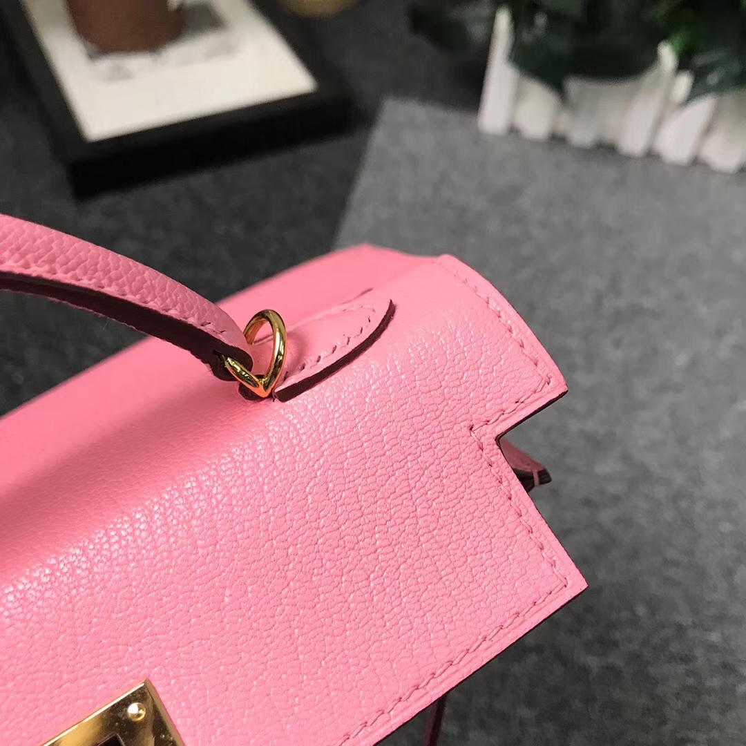 Hermès（爱马仕）1Q奶昔粉 原厂御用顶级山羊皮 Mini Kelly 二代 金扣 现货