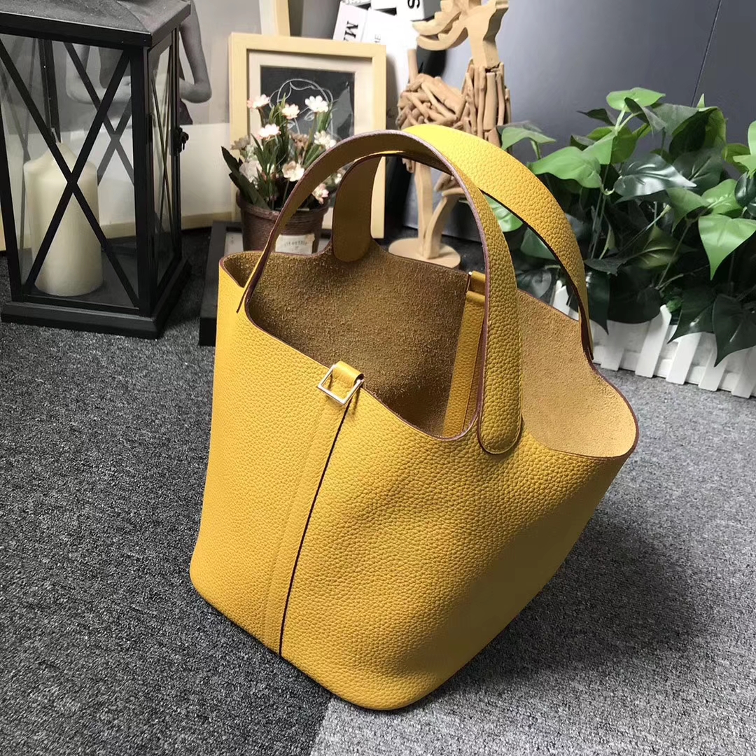 Hermès（爱马仕）9D琥珀黄 原厂御用顶级TC 皮 Picotin  Lock 22cm 金扣 现货