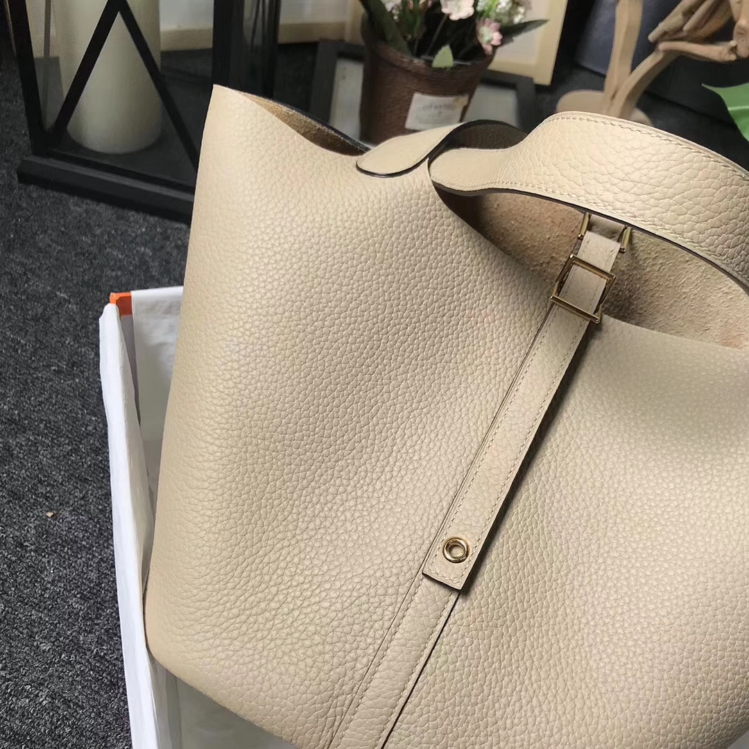 Hermès（爱马仕）S2 风衣灰 原厂御用顶级TC 皮 Picotin  Lock 22cm 金扣 现货