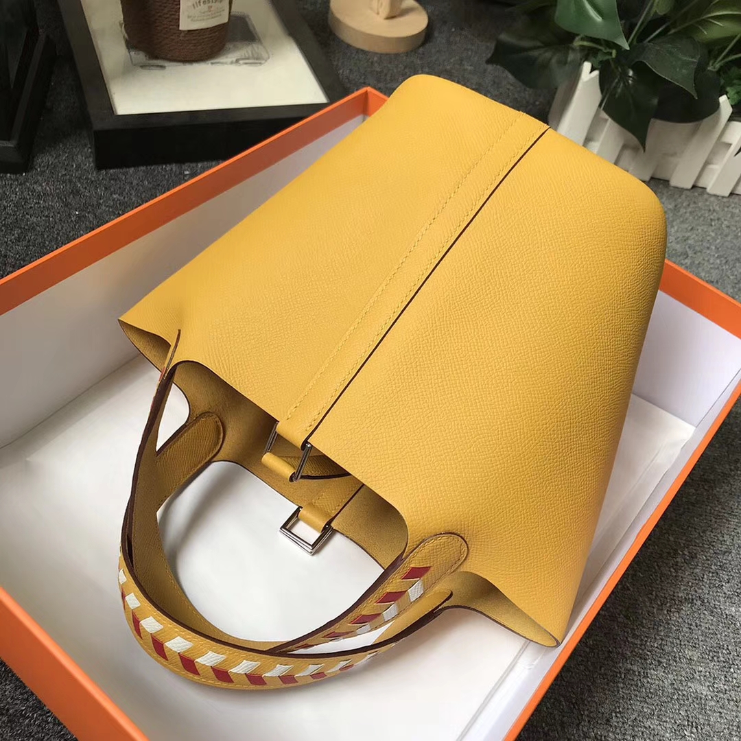 Hermès（爱马仕）9D琥珀黄 编织手腕 原厂御用顶级Epsom 皮 Picotin Lock 18cm 银扣