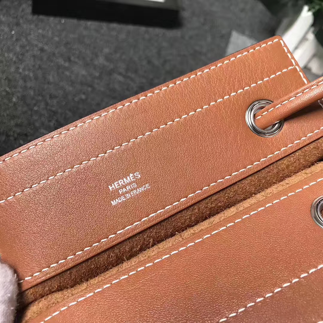 Hermès（爱马仕）C37浅咖啡 原厂御用顶级Swift 皮 艾琳包 21cm 现货