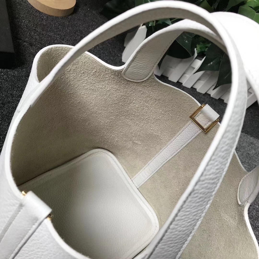 Hermès（爱马仕）Picotin Lock 奶昔白 原厂御用顶级TC 皮 银扣 22cm 现货
