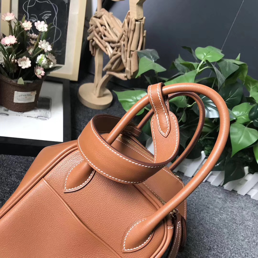 Hermès（爱马仕）C37 金棕色 原厂御用顶级Ever Color皮 Lindy 26 金扣
