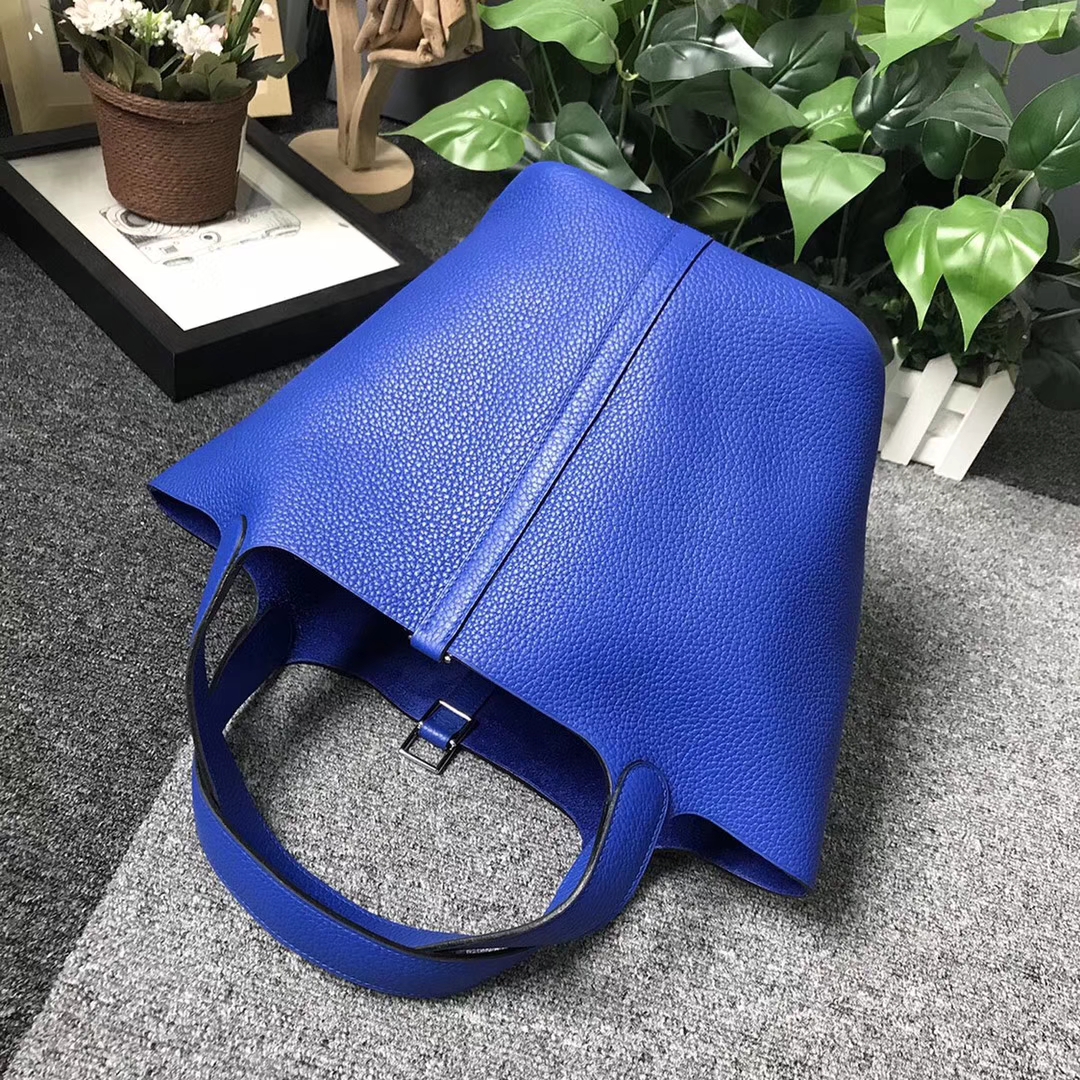 Hermès（爱马仕）琉璃蓝 原厂御用顶级TC 皮 Picotin  Lock 22cm 银扣